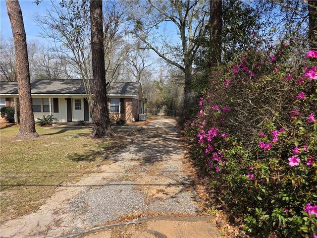 5490 Helen Drive, Theodore, AL 36582