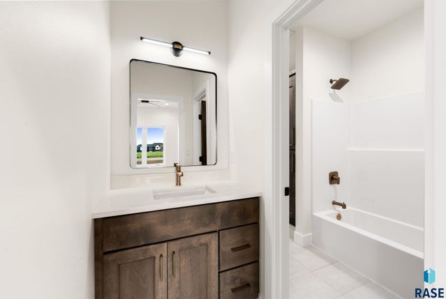 46624 Prairie Dr Drive, Tea, SD 57064