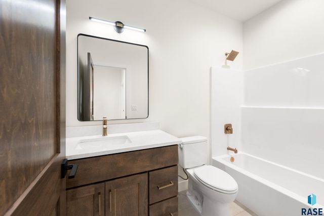 46624 Prairie Dr Drive, Tea, SD 57064