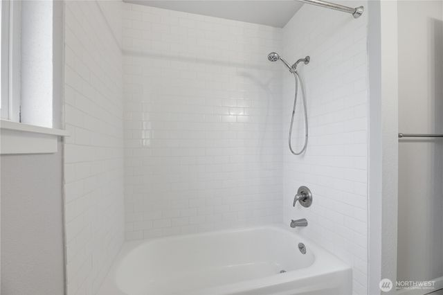 5715 N 46th, Tacoma, WA 98407