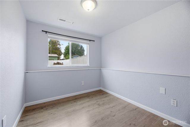 5715 N 46th, Tacoma, WA 98407