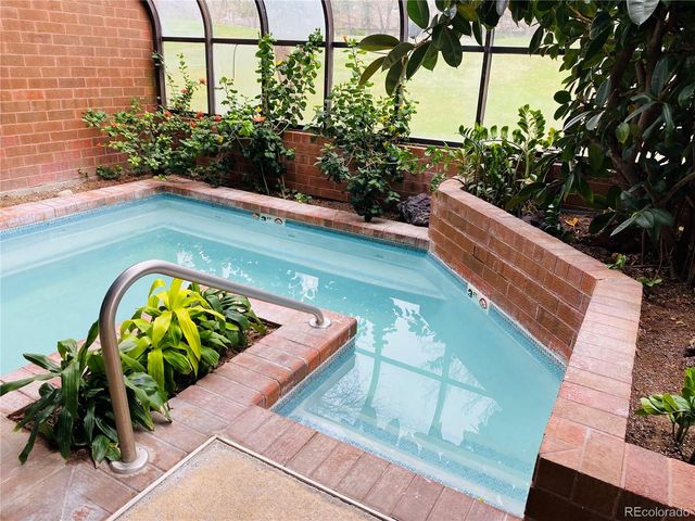 1900 E Girard Place 406, Englewood, CO 80113