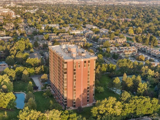 1900 E Girard Place 406, Englewood, CO 80113