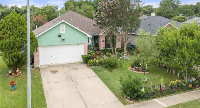 5403 LARK CREEK DR, Austin, TX 78744