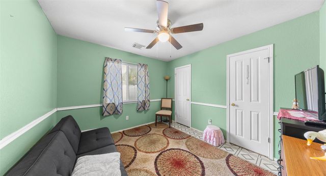 5403 LARK CREEK DR, Austin, TX 78744