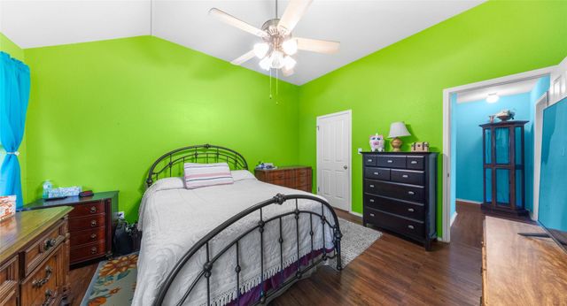 5403 LARK CREEK DR, Austin, TX 78744
