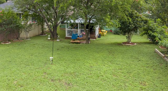 5403 LARK CREEK DR, Austin, TX 78744