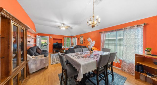 5403 LARK CREEK DR, Austin, TX 78744