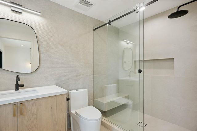 5743 Natick Ave, Sherman Oaks, CA 91411