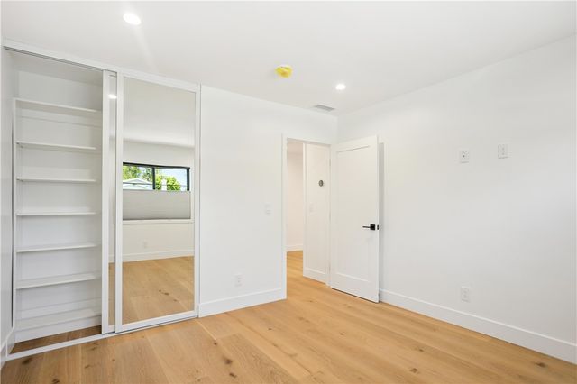 5743 Natick Ave, Sherman Oaks, CA 91411