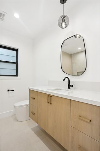 5743 Natick Ave, Sherman Oaks, CA 91411