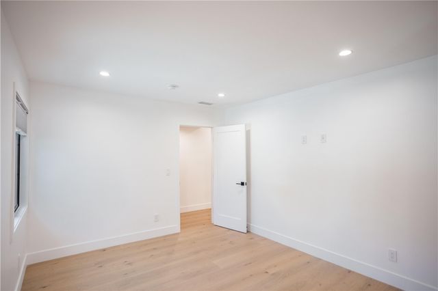 5743 Natick Ave, Sherman Oaks, CA 91411