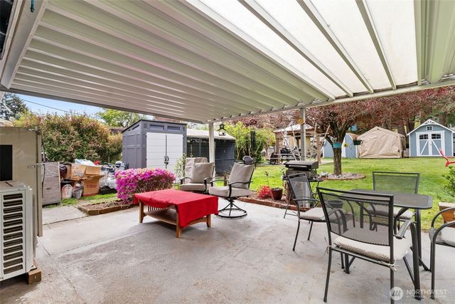 620 174th Street S, Spanaway, WA 98387