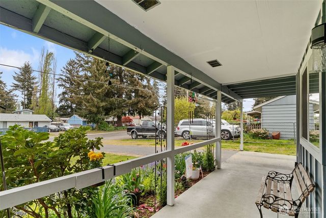 620 174th Street S, Spanaway, WA 98387