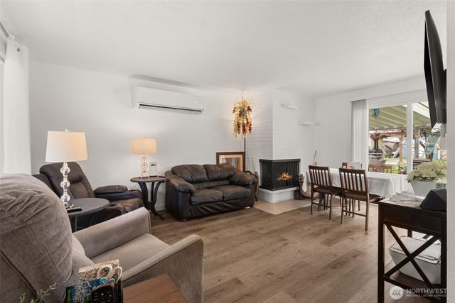 620 174th Street S, Spanaway, WA 98387