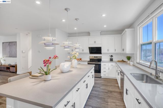 1758 Pedrozzi Cmn, Livermore, CA 94551