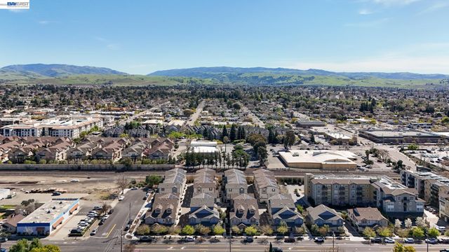 1758 Pedrozzi Cmn, Livermore, CA 94551