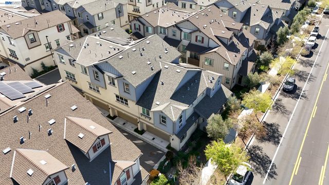 1758 Pedrozzi Cmn, Livermore, CA 94551