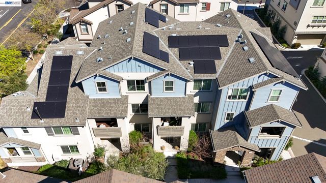 1758 Pedrozzi Cmn, Livermore, CA 94551