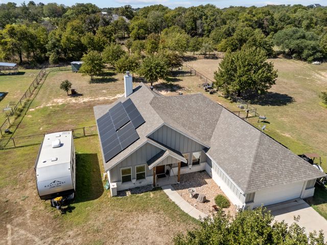 120 Grey Hound Lane, Poolville, TX 76487