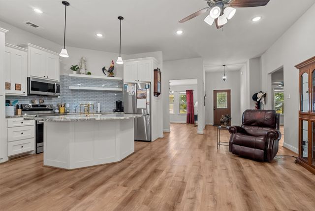120 Grey Hound Lane, Poolville, TX 76487