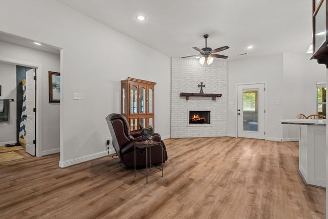120 Grey Hound Lane, Poolville, TX 76487