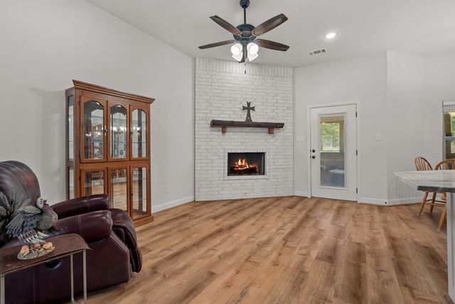 120 Grey Hound Lane, Poolville, TX 76487