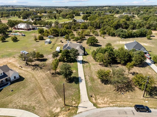 120 Grey Hound Lane, Poolville, TX 76487