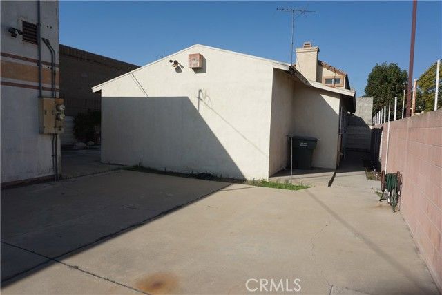 8121 Rosecrans, Paramount, CA 90723