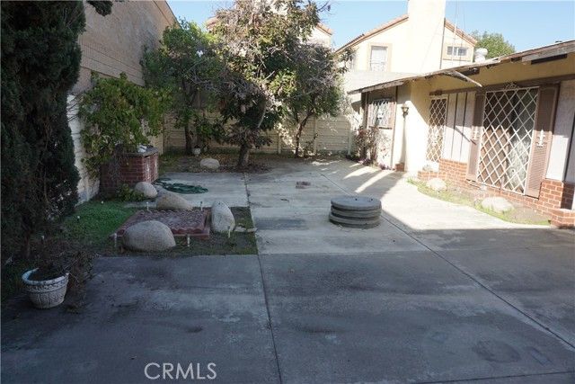 8121 Rosecrans, Paramount, CA 90723