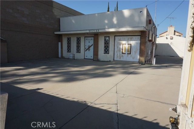 8121 Rosecrans, Paramount, CA 90723