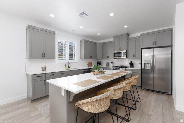 1418 N RUSTICO DR, Washington, UT 84780