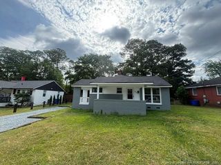 469 McPhee Drive, Fayetteville, NC 28305