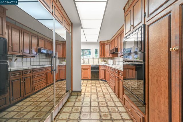 3912 Quail Ridge Rd, Lafayette, CA 94549