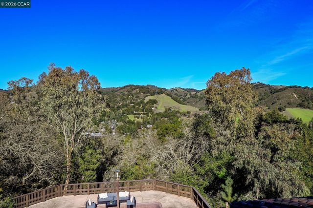 3912 Quail Ridge Rd, Lafayette, CA 94549