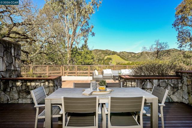 3912 Quail Ridge Rd, Lafayette, CA 94549