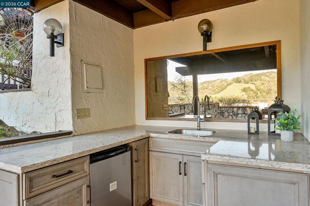 3912 Quail Ridge Rd, Lafayette, CA 94549