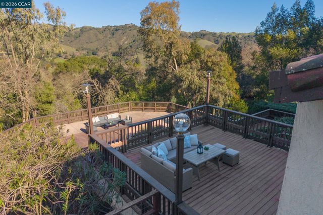 3912 Quail Ridge Rd, Lafayette, CA 94549