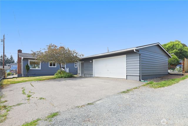 1308 16th Street, Anacortes, WA 98221