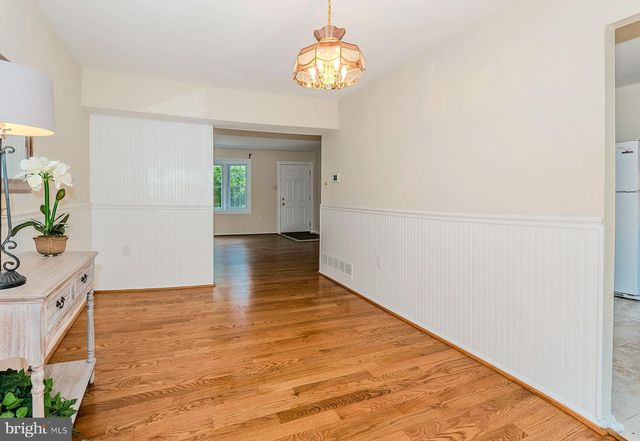 216 REBECCA ANN CT, Millersville, MD 21108