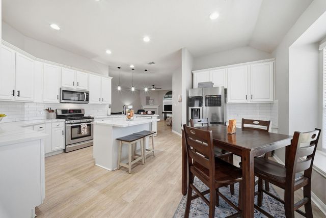 402 Prattwood Court, League City, TX 77573