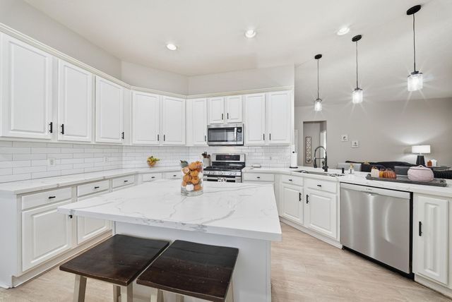 402 Prattwood Court, League City, TX 77573