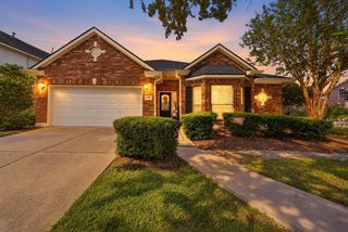 402 Prattwood Court, League City, TX 77573