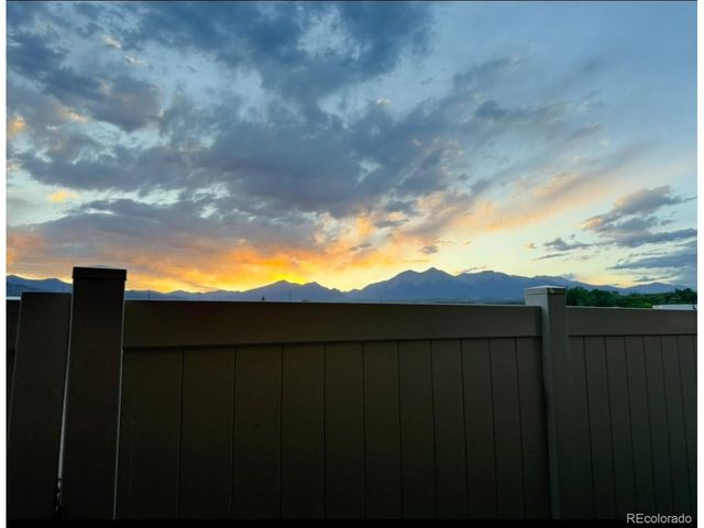 10501 Table Rock Ct, Poncha Springs, CO 81242