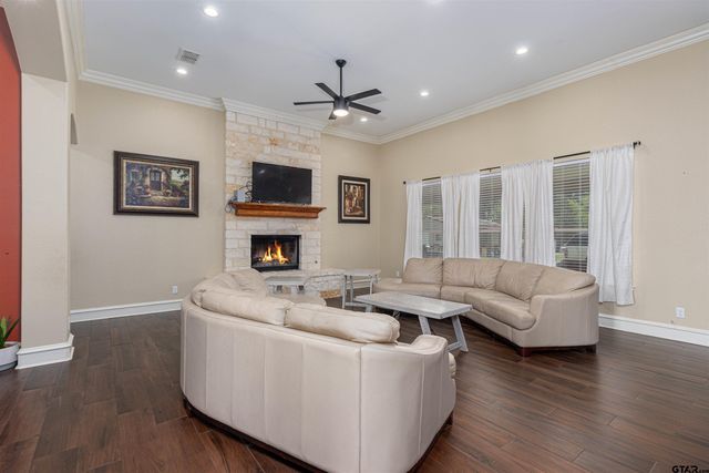 4352 FM 850, Tyler, TX 75705