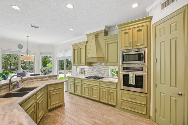 11392 Grand Harbor Boulevard, Montgomery, TX 77356