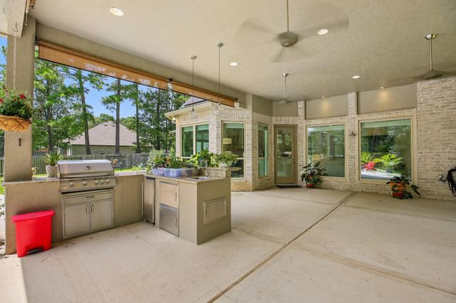 11392 Grand Harbor Boulevard, Montgomery, TX 77356