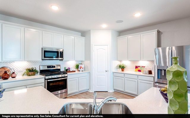 838 Aspen Bluffs Road, Crosby, TX 77532