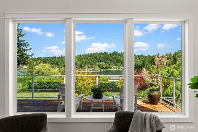 5518 35th Street NW, Gig Harbor, WA 98335