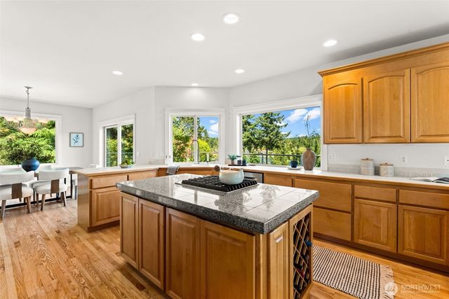 5518 35th Street NW, Gig Harbor, WA 98335
